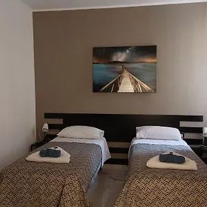 Guest house Rolando 20b, Genoa