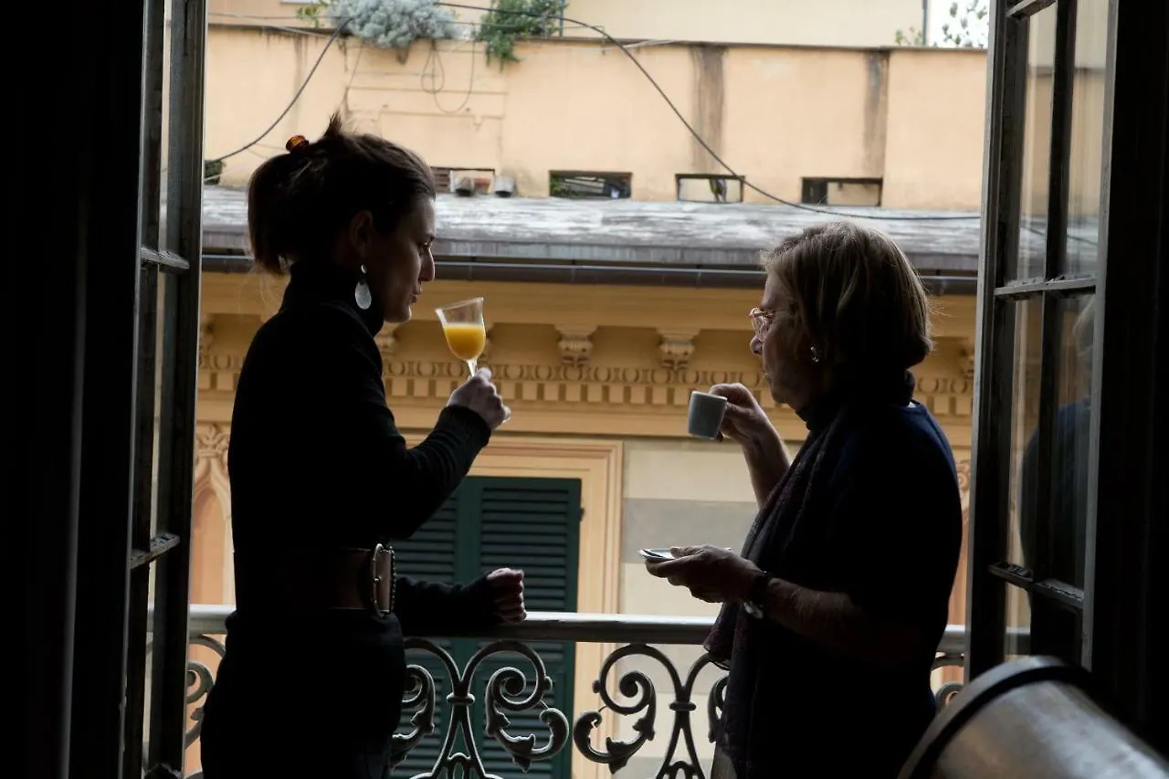 Genova46 Suites & Rooms 3*, Genoa